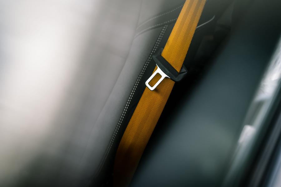 Детали интерьера Volvo S60 Polestar Engineered 2018 года  (NA) (фото 28 из 30)